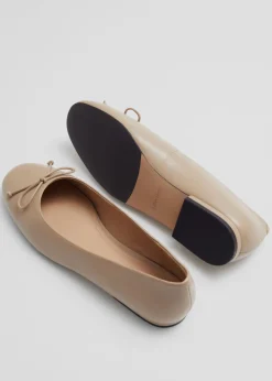 Best Sale & Other Stories Ballerines En Cuir Beige