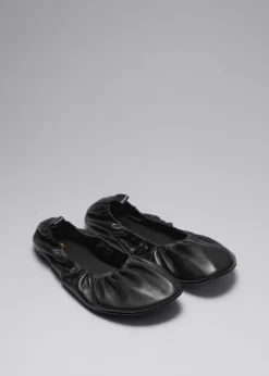 Flash Sale & Other Stories Ballerines En Cuir Froncé