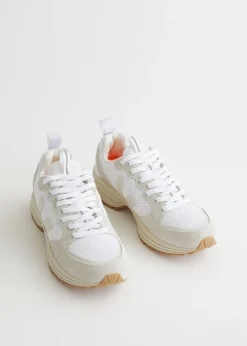 Discount & Other Stories Baskets Veja Venturi