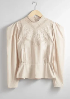 Hot & Other Stories Blouse Brodée à Manches Ballon Beige
