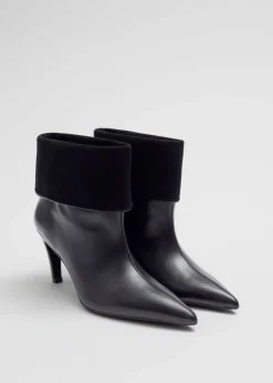 Cheap & Other Stories Bottines à Rabats Noir