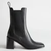 Best & Other Stories Bottines Chelsea à Talons En Cuir Noir