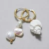 Cheap & Other Stories Boucles D’oreilles Coquillage