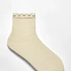 Hot & Other Stories Chaussettes Ornées De Clous Couleur crème