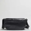 Online & Other Stories Grand Sac à Bandoulière En Cuir Noir