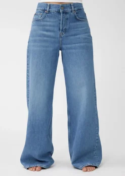 Clearance & Other Stories Jean Large