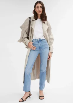 Outlet & Other Stories Jean Slim
