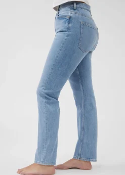 Outlet & Other Stories Jean Slim