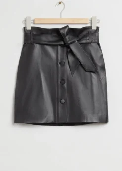 Clearance & Other Stories Jupe En Cuir Taille Paperbag Ceinturée Noir