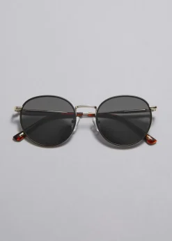 Clearance & Other Stories Lunettes De Soleil à Monture Ovale Fine