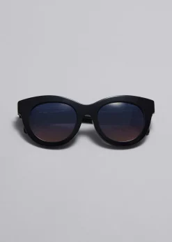 Cheap & Other Stories Lunettes De Soleil œil De Chat Polarisées