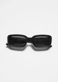 Cheap & Other Stories Lunettes De Soleil Rectangulaires Audacieuses