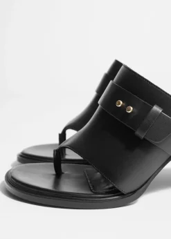 Shop & Other Stories Mules à Entredoigt En Cuir Noir