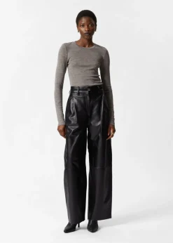 Outlet & Other Stories Pantalon En Cuir à Finition Métallisée
