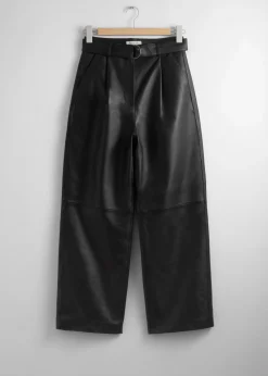 Clearance & Other Stories Pantalon Large En Cuir Noir
