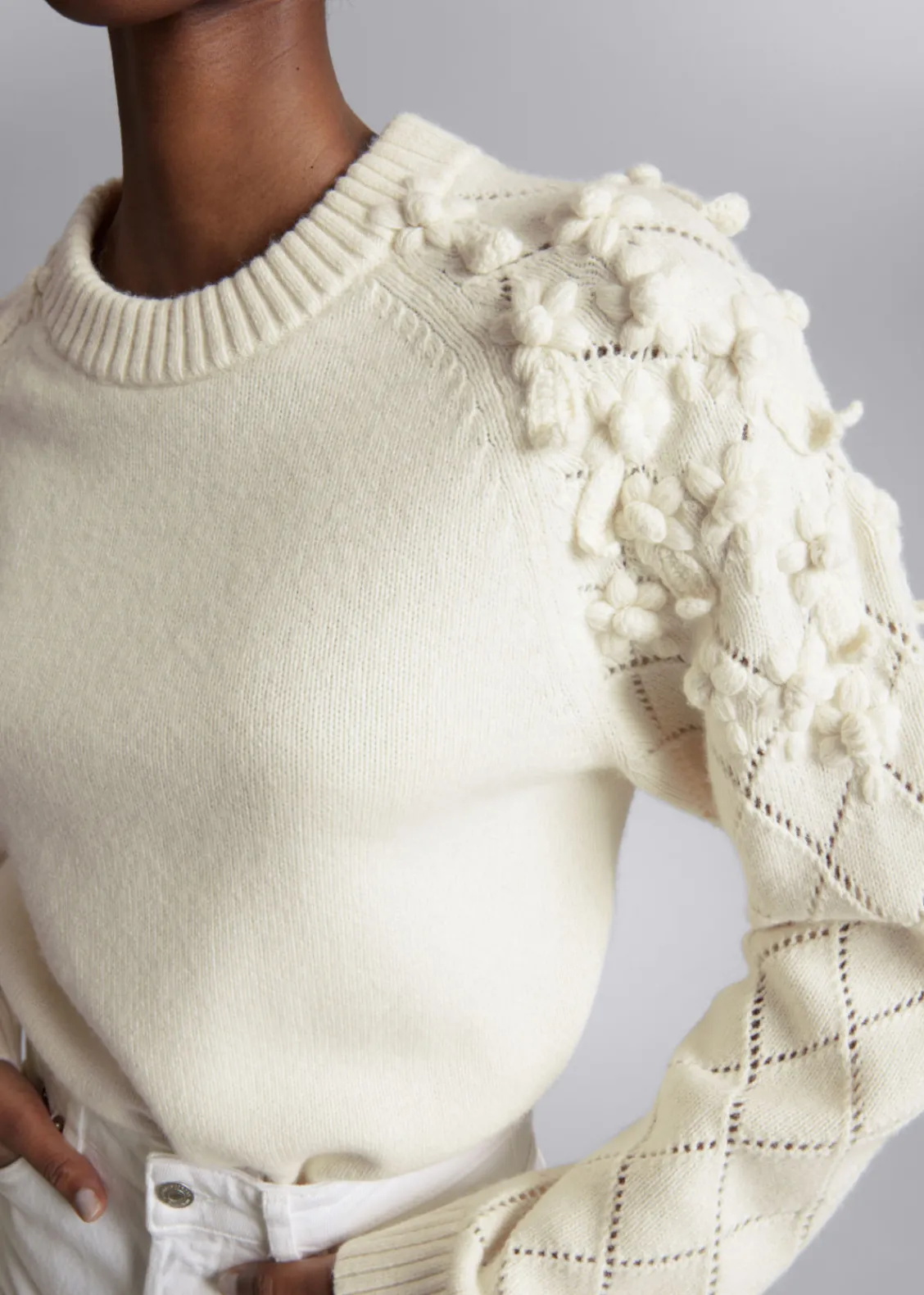 Best & Other Stories Pull En Maille Aux Motifs Floraux Appliqués Blanc