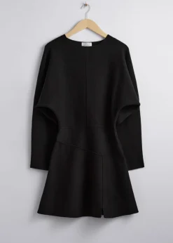 Clearance & Other Stories Robe Courte à Manches Chauve-souris Noir