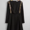 Discount & Other Stories Robe Courte Brodée De Sequins Noir