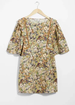 Cheap & Other Stories Robe Courte Festonnée