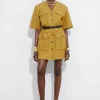 Clearance & Other Stories Robe Courte Utilitaire à Manches Courtes Moutarde