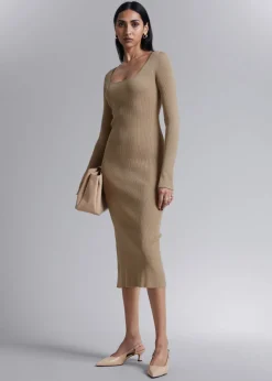 Store & Other Stories Robe Midi Ajustée Et Côtelée Beige