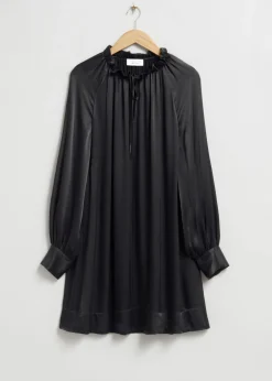 Best & Other Stories Robe Midi Avec Liens à L’encolure