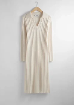 Discount & Other Stories Robe Midi En Maille Côtelée à Col Blanc