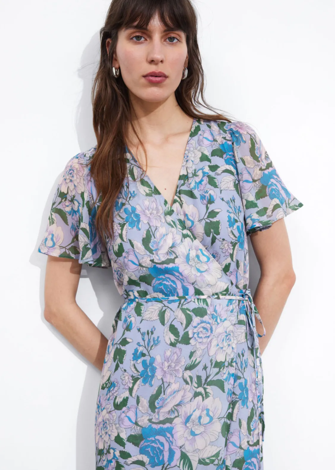 Best & Other Stories Robe Portefeuille Midi à Manches Ornées De Volants