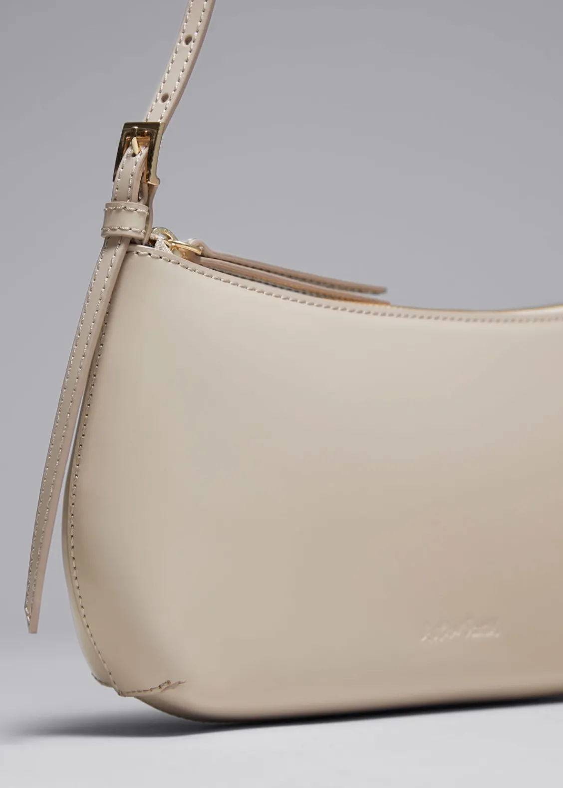 Store & Other Stories Sac à Bandoulière En Cuir Brillant