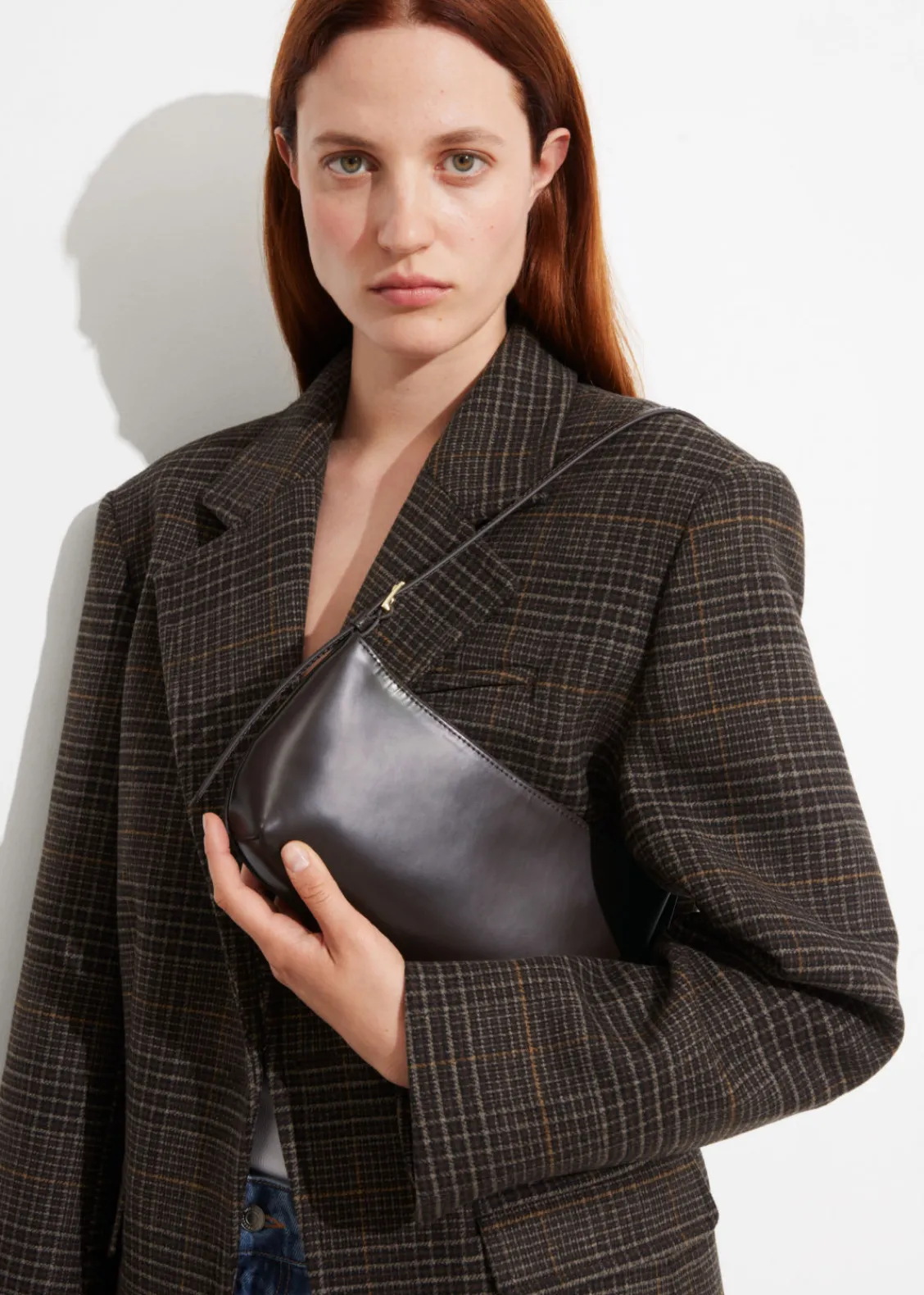 Store & Other Stories Sac à Bandoulière En Cuir Brillant