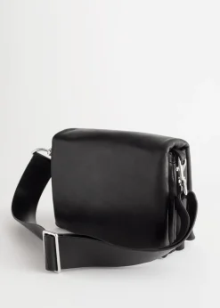 Discount & Other Stories Sac à Bandoulière En Cuir Sans Chrome Noir