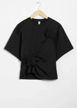 New & Other Stories T-shirt à Motifs Floraux Appliqués