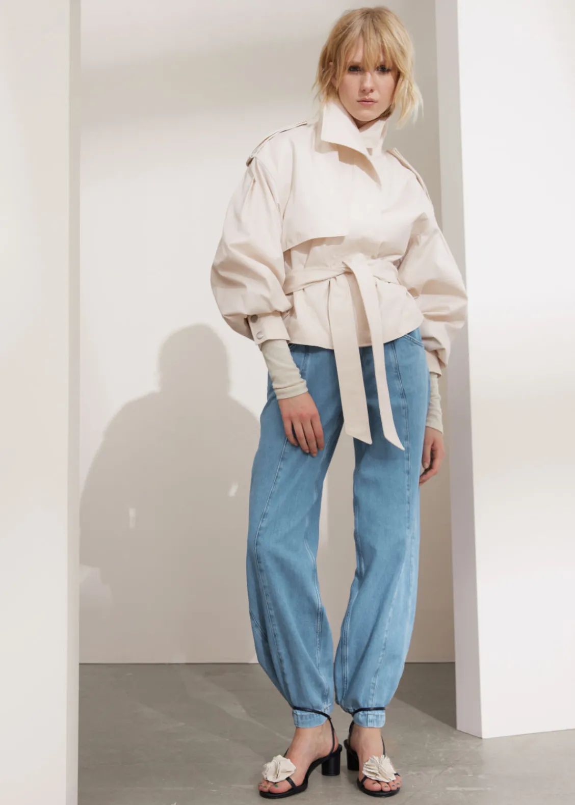 New & Other Stories Veste Oversize Ceinturée Beige