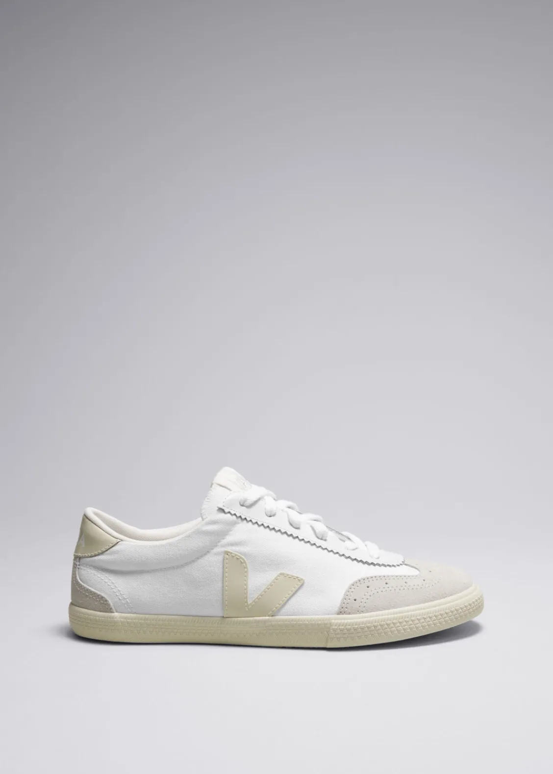 Shop & Other Stories Baskets Veja Volley En Toile